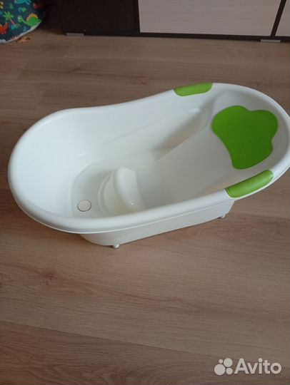 Ванночка для купания новорожденного