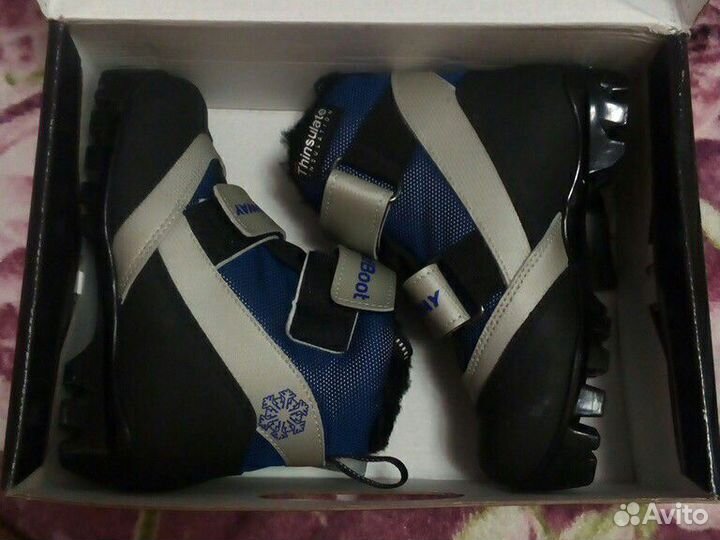 Лыжные ботинки детские 31р