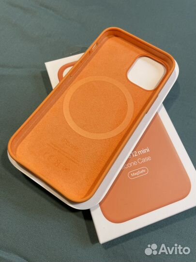 Чехол на iPhone 12 mini apple