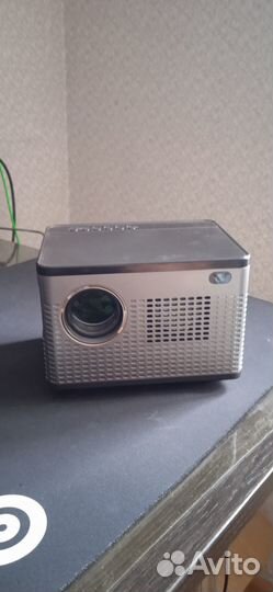 Видеопроектор Android