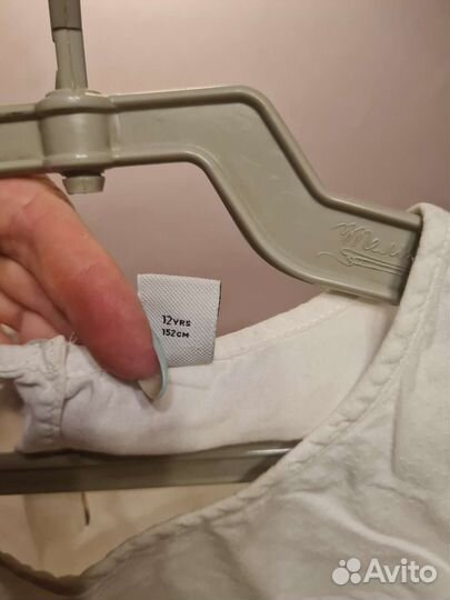 Блузки белые next и Tu