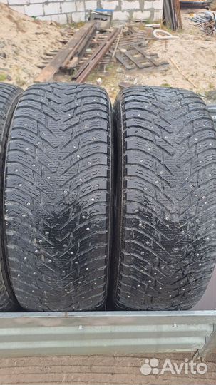 Nokian Tyres Hakkapeliitta 8 SUV 265/60 R18