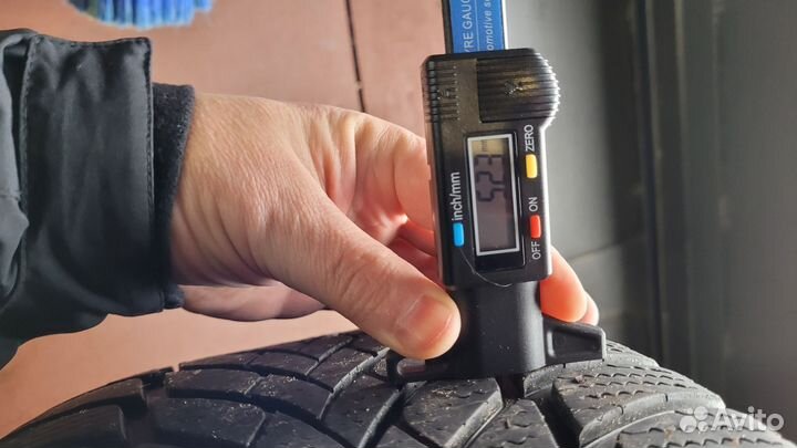 Goodyear UltraGrip Ice 2 235/55 R17 103T