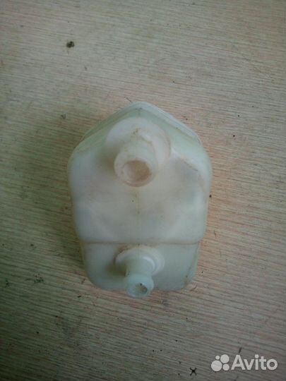 Бачок для тормозной жидкости Daewoo Nexia 1994