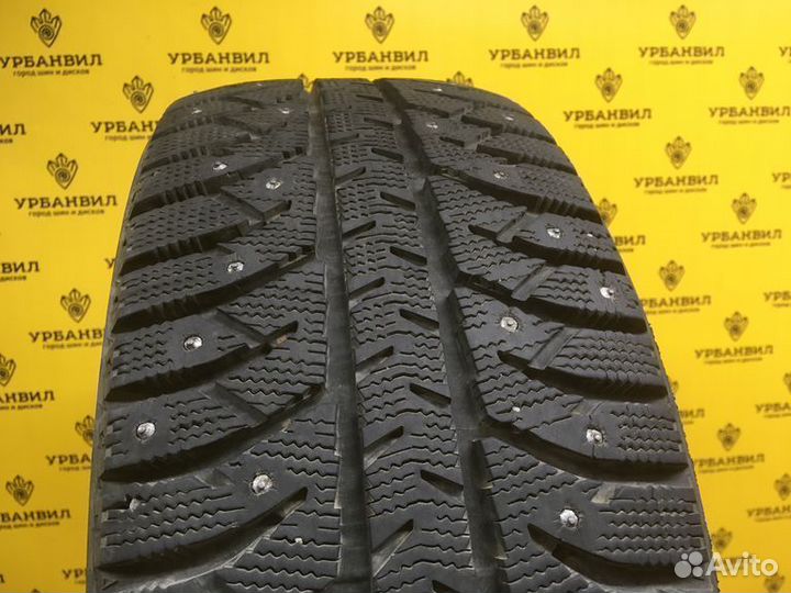 Bridgestone Ice Cruiser 7000 215/45 R17 87T