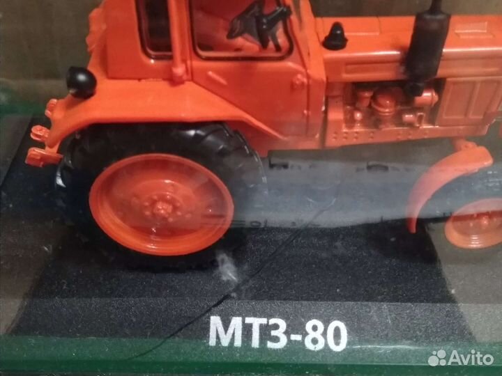 Модель трактора мтз-80, 1:43
