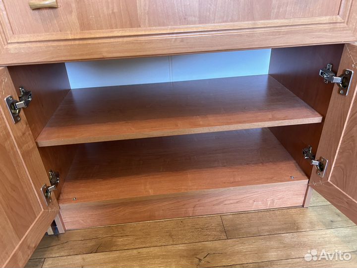 Мебельный гарнитур бу