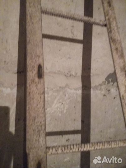 Лестница цельно-металлическая 2 м 52 см