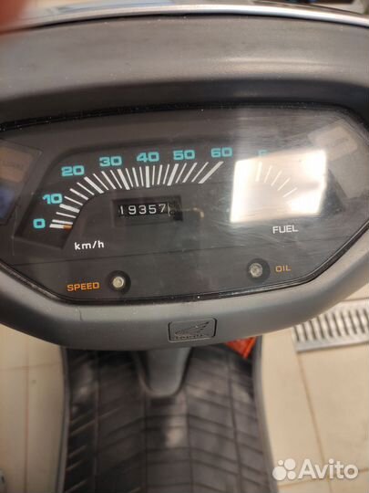 Японский скутер Honda Lead af20