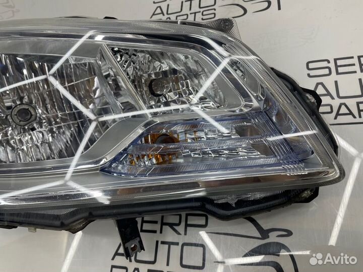 Фара, Suzuki SX4/S-Cross 2014