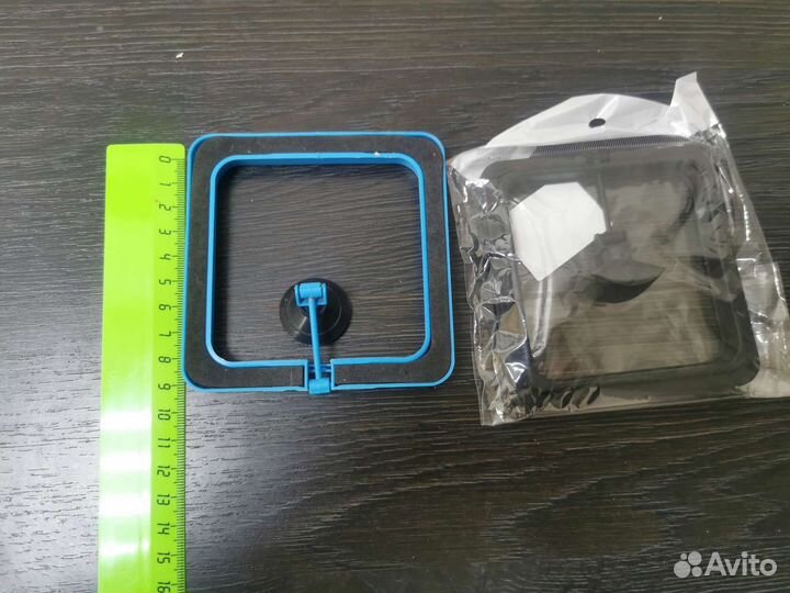 Кормушка в аквариум