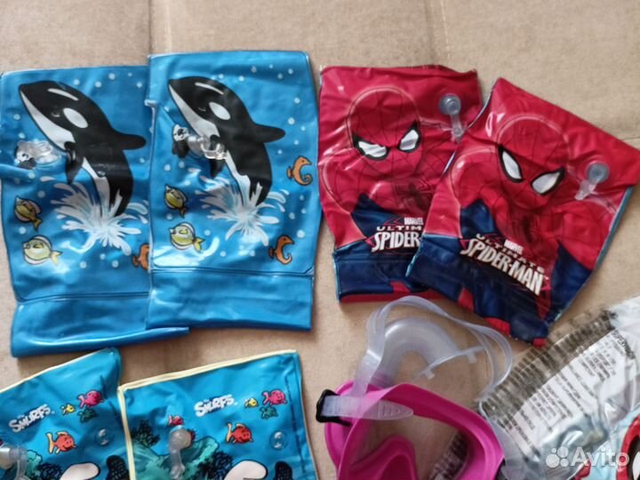 Нарукавники, маска с трубкой, матрац, круги, мяч