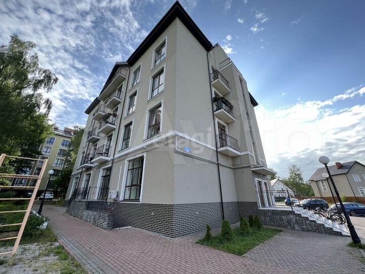 4-к. квартира, 196 м², 4/4 эт.