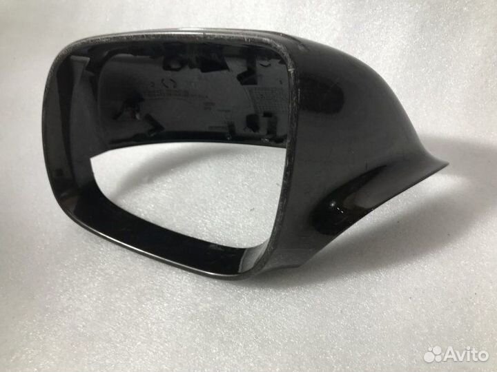 Накладка зеркала левая Audi Q5 8R 2008