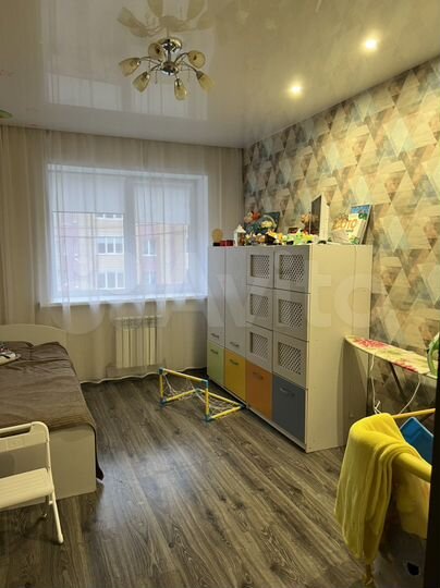 2-к. квартира, 64 м², 2/3 эт.