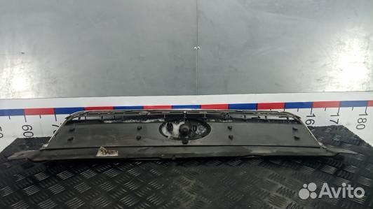 Решетка радиатора ford kuga 1 (2RT22G101)