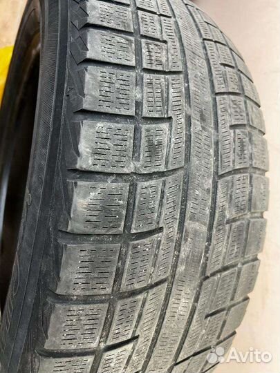 Yokohama Ice Guard IG30 225/60 R17