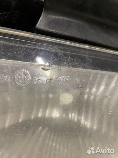 Фара противотуманная левая Land Cruiser 200