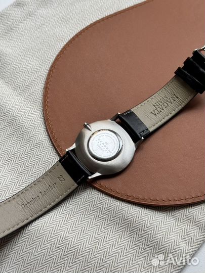 Наручные часы Skagen тонкие