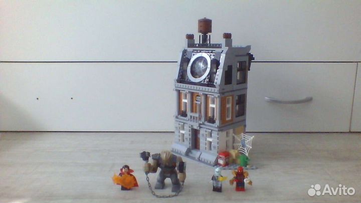 Lego Marvel 76108 в хорошем состоянии