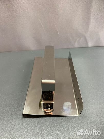 Держатель для туалетной бумаги с полкой для мобиль