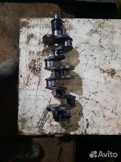 Коленвал D4DB,D4DD