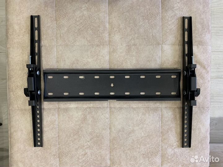 Кронштейн для телевизора