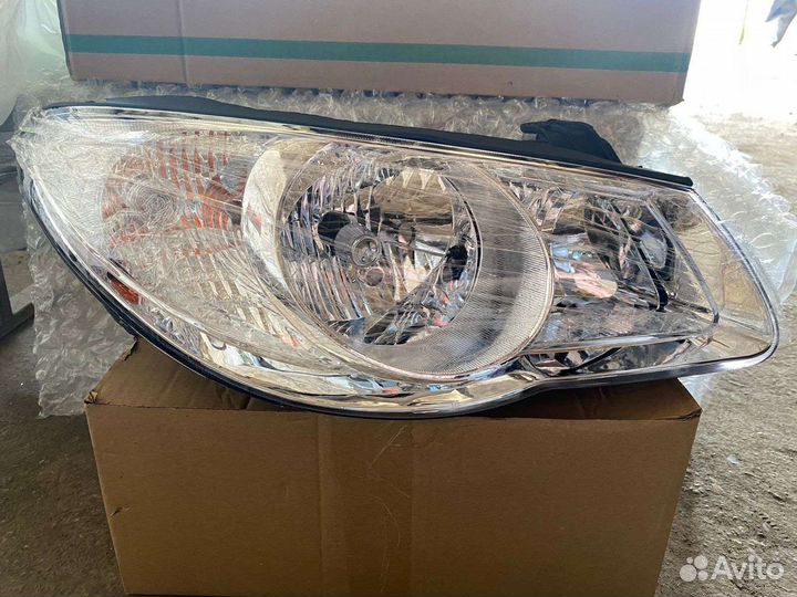 Фара Hyundai Elantra 4