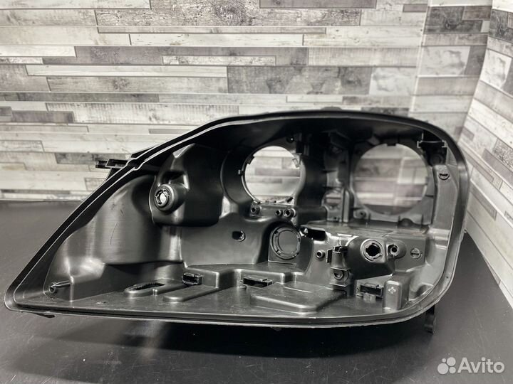 Корпус фары Mercedes W164 рест.ML350/300(08-11) L