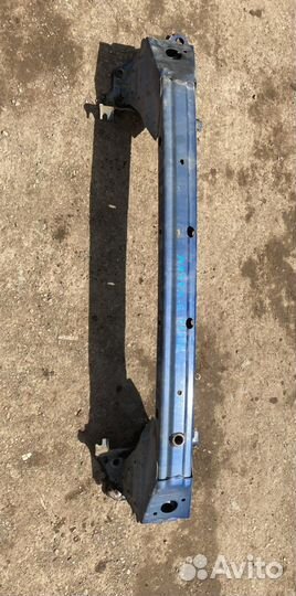 Передний усилитель бампера Mazda 6 GG