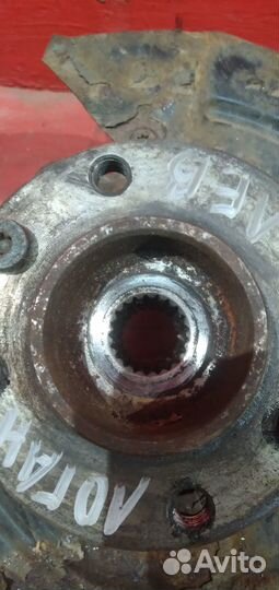 Рено логан кулак передний левый Renault Logan 1.6