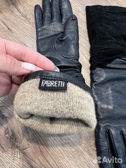 Перчатки женские кожаные новые