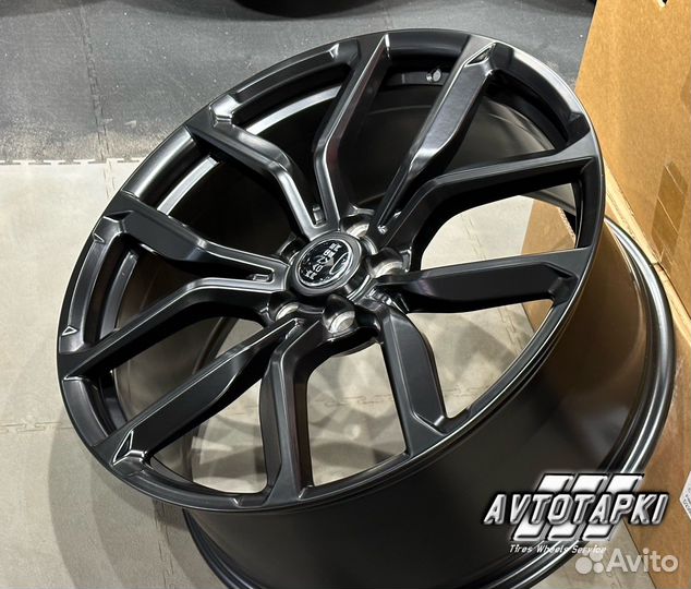 Диски Range Rover SVR r22 5-120 black matt