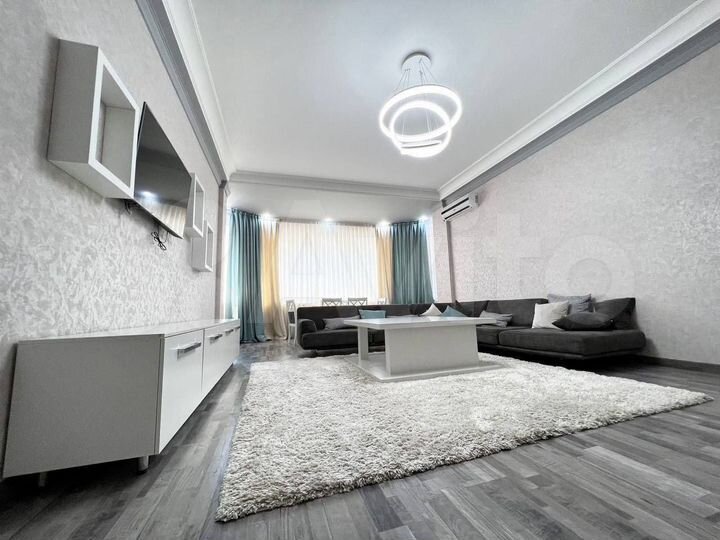 2-к. квартира, 56 м², 7/9 эт.