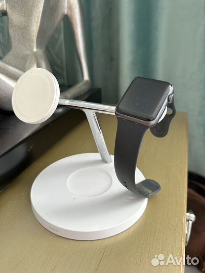 Беспроводная зарядка 3 в 1 для iPhone от Belkin