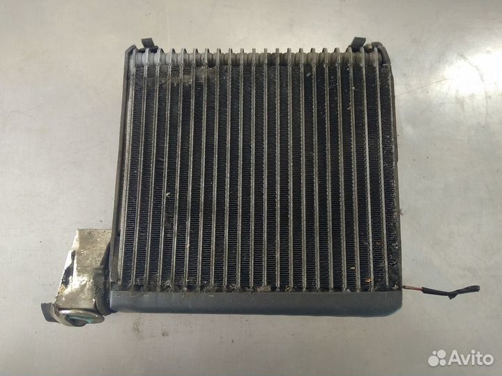 Радиатор кондиционера Faw Vita