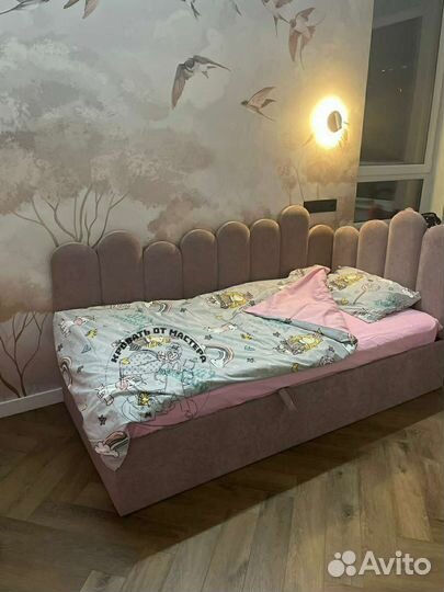 Детская кровать с ящиками