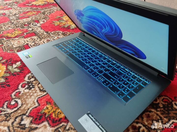 Игровой Lenovo GTX1650/i5/17.3(Большой экран)