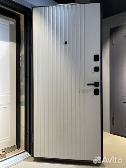 Дверь входная в наличии