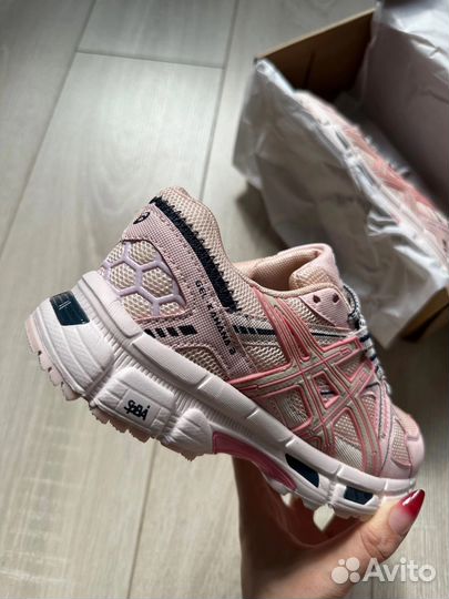 Кроссовки asics