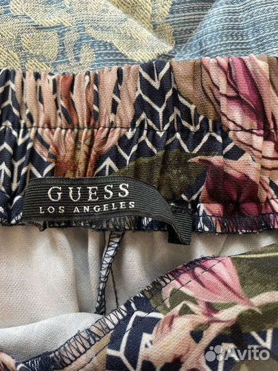 Костюм в пижамном стиле Guess