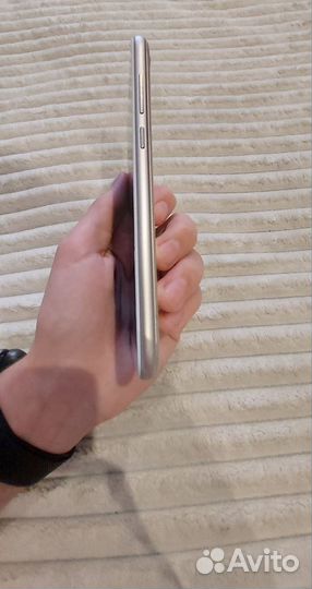 Телефон Huawei