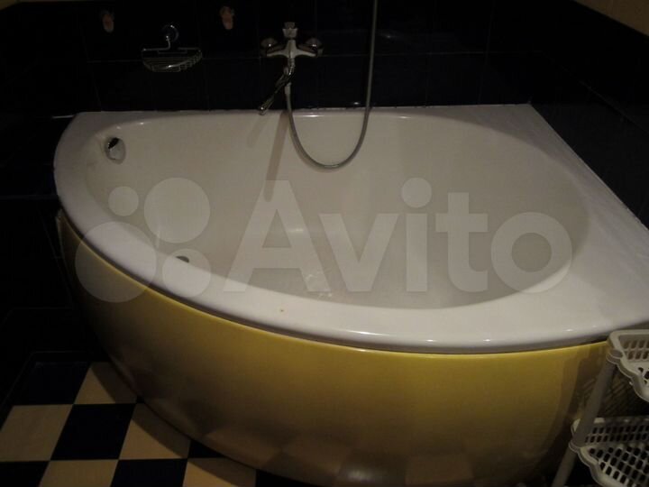 Комната 17 м² в 4-к., 4/11 эт.