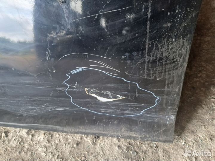 Дверь передняя левая на Cadillac bls