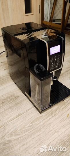 Кофемашина Delonghi Dinamica ecam350. 55