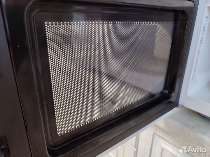 Микроволновая печь 23 литра