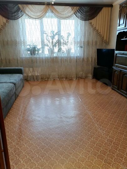 4-к. квартира, 76,9 м², 8/10 эт.