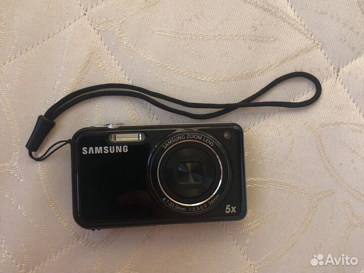 Компактный фотоаппарат