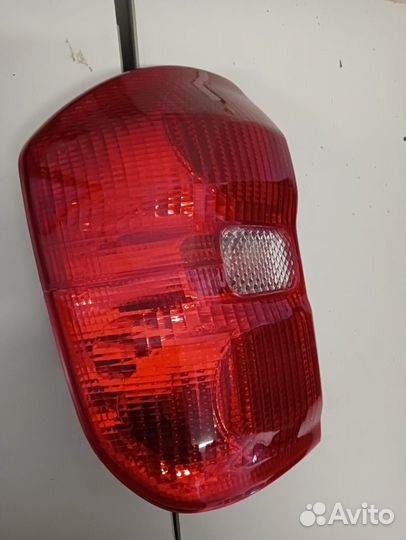 Фонарь задний левый Toyota RAV 4 00- 11B2960015B3