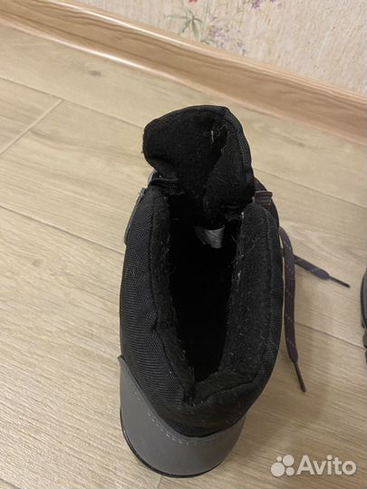 Лыжные ботинки